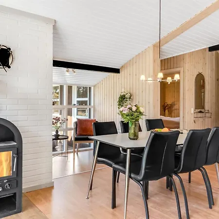 Brunetta - 800m From The Sea In Nw Jutland By Interhome בית נופש