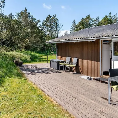 בית נופש Brunetta - 800m From The Sea In Nw Jutland By Interhome *